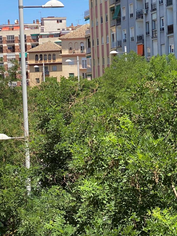 Ronda Genil Con Parking Gratuito *